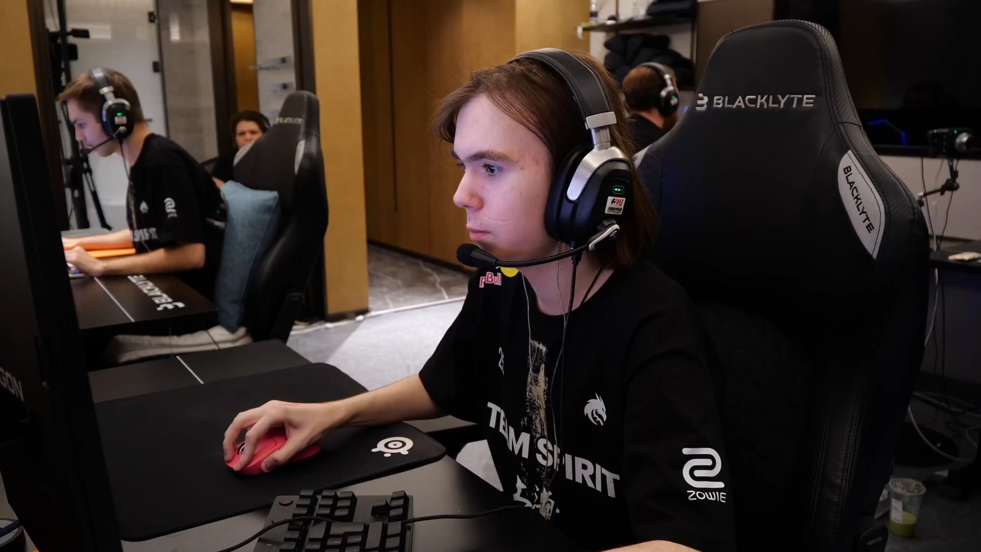 但在近一年 但在近一年