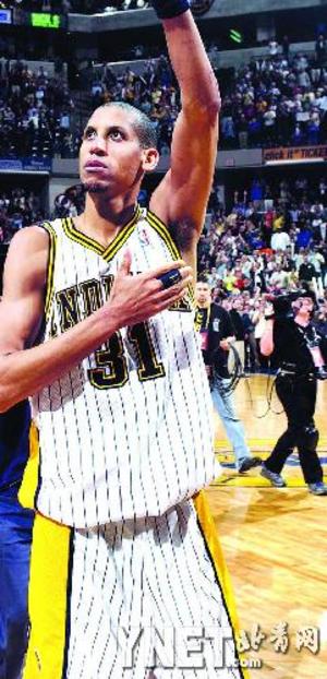 700球里程碑！内马尔绝杀+跪地指天 回归后13场造7球